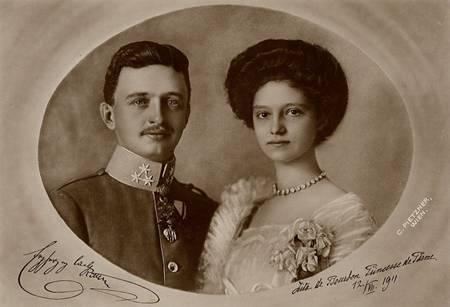 Emperador Carlos y Princesa Zita de Borbón Parma